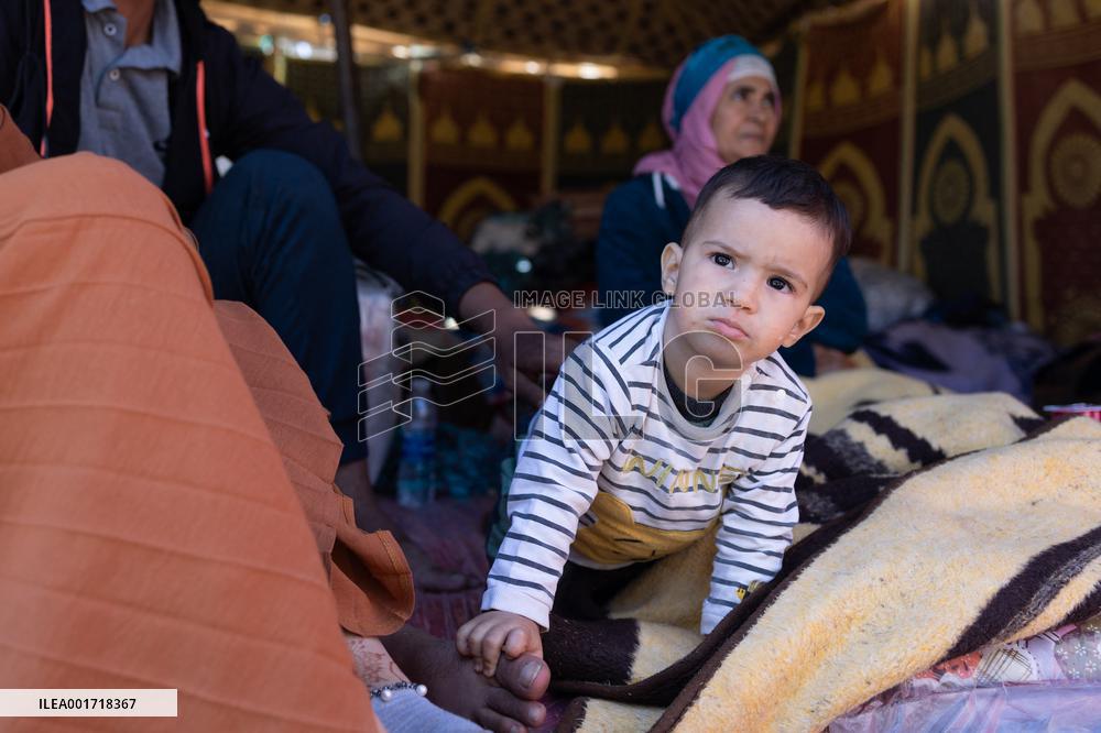 Organisation in the mountain village after the earthquake - Tafeghaghte