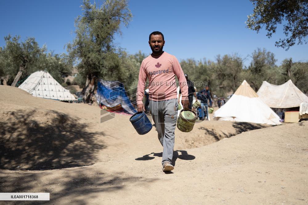 Organisation in the mountain village after the earthquake - Tafeghaghte