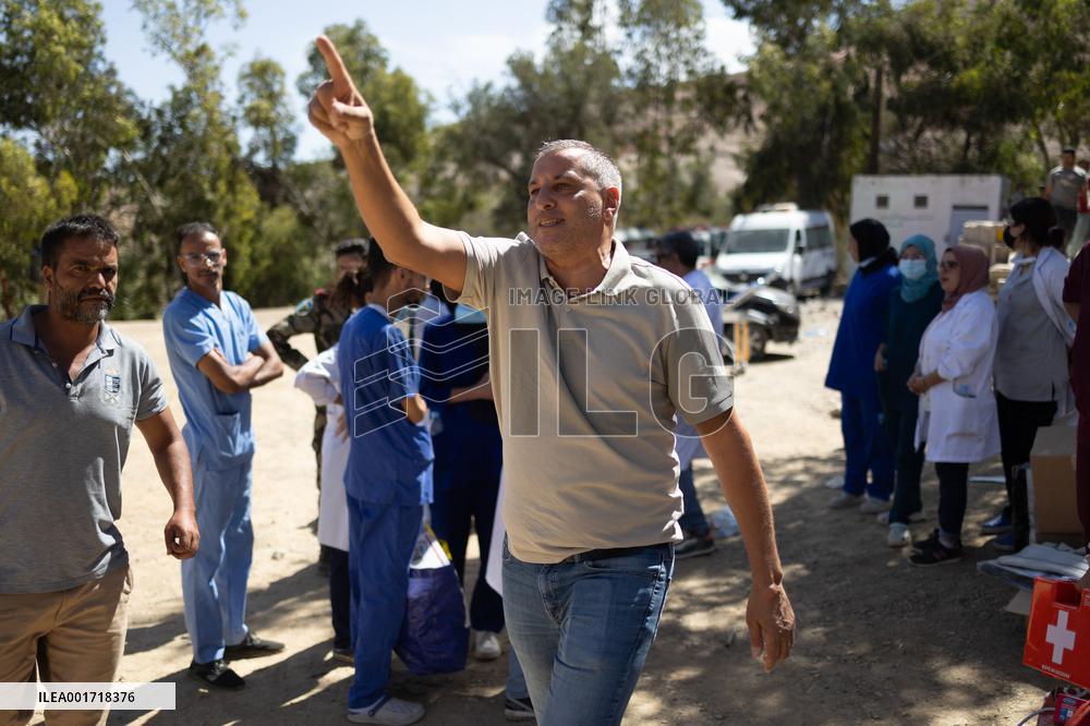 Organisation in the mountain village after the earthquake - Tafeghaghte