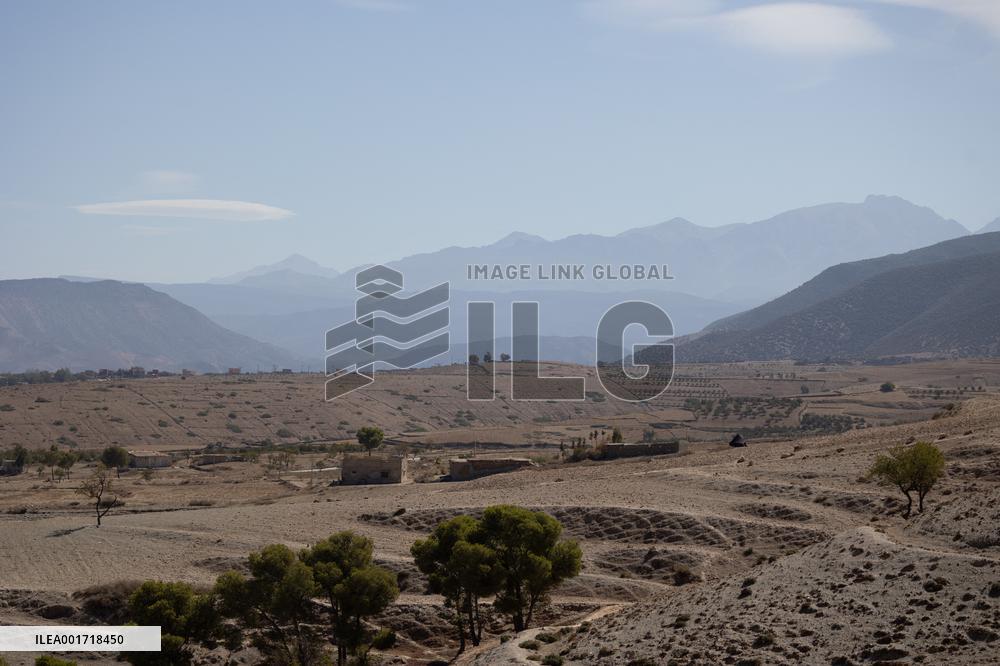 Organisation in the mountain village after the earthquake - Tafeghaghte