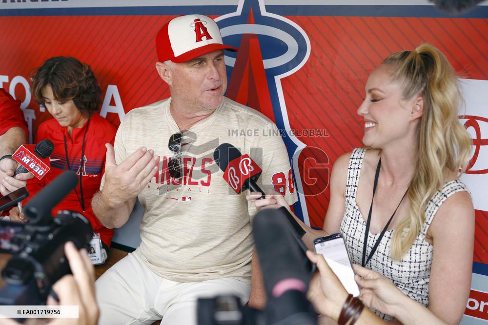Baseball: Angels Manager Phil Nevin