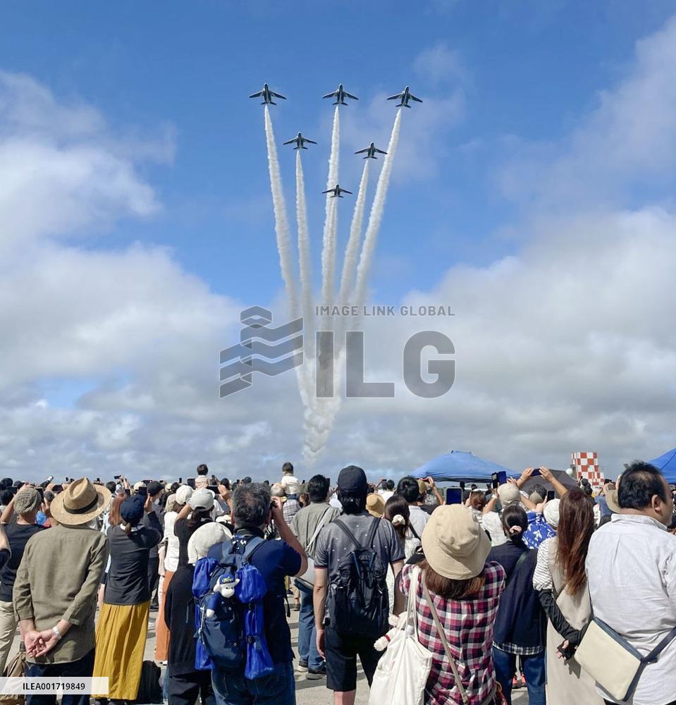 Blue Impulse flies over northeastern Japan
