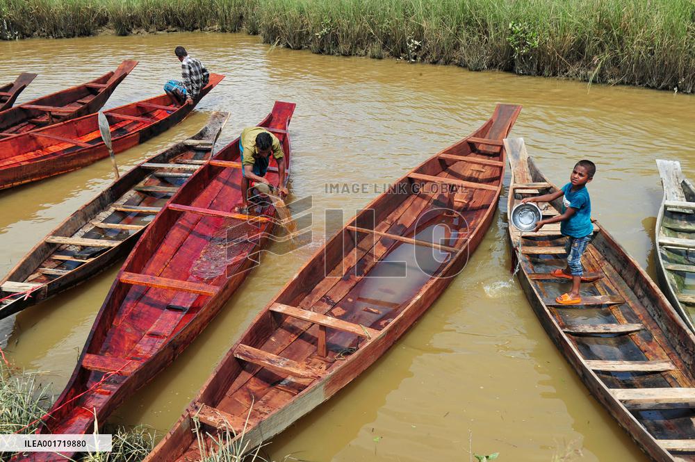 Floating Boat Market - Bangladesh