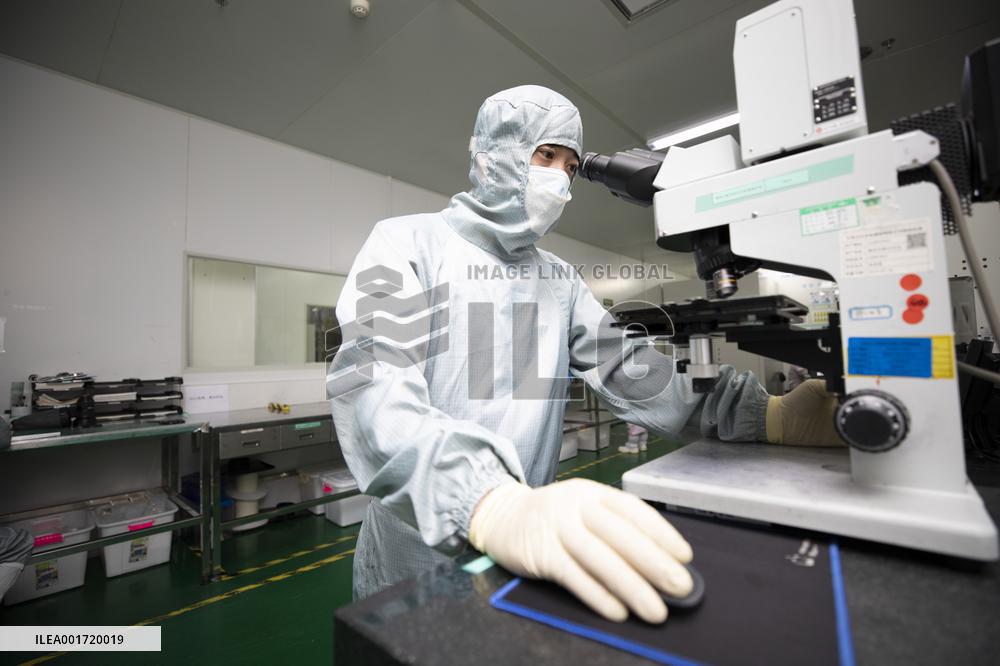 China Manufacturing Industry High Transmittance Conductive Film Materials