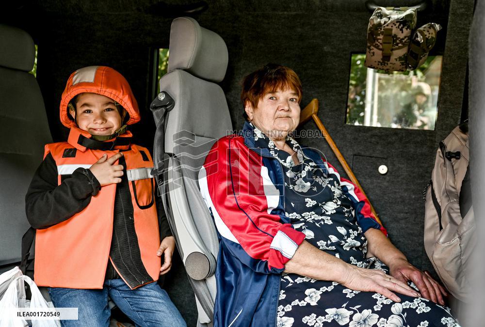 Evacuation from Stepnohirsk