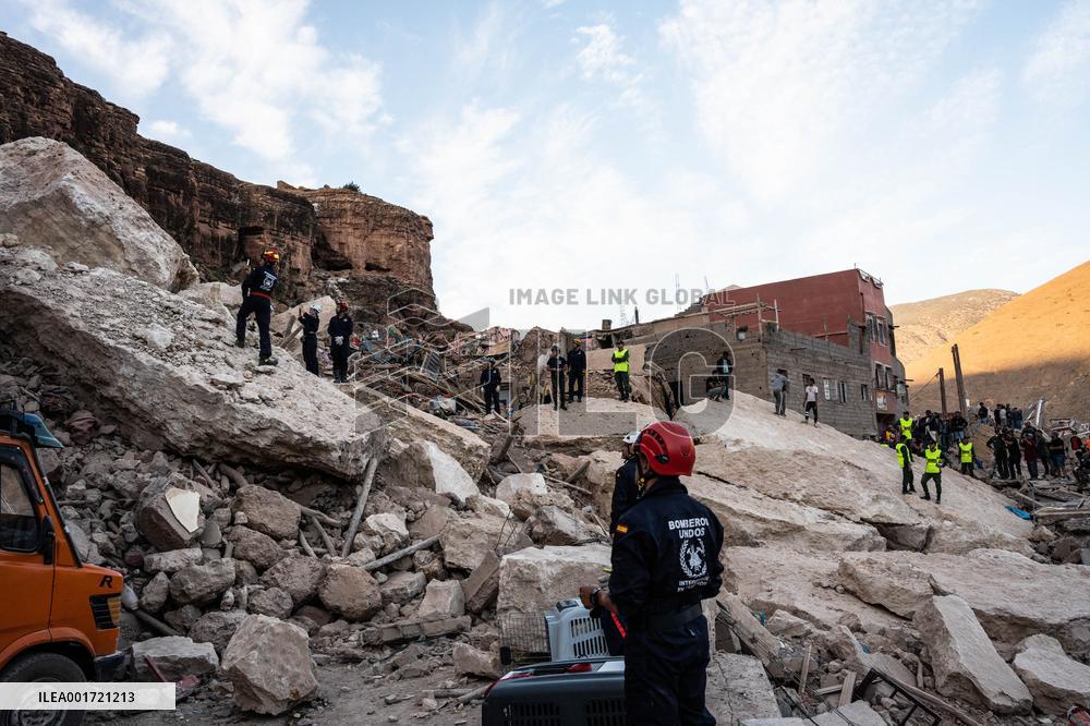 Over 2900 Killed In Rare Powerful Quake - Morocco