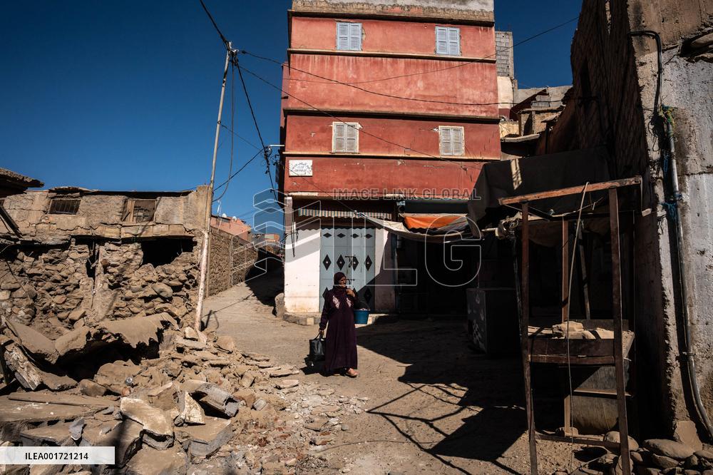 Over 2900 Killed In Rare Powerful Quake - Morocco
