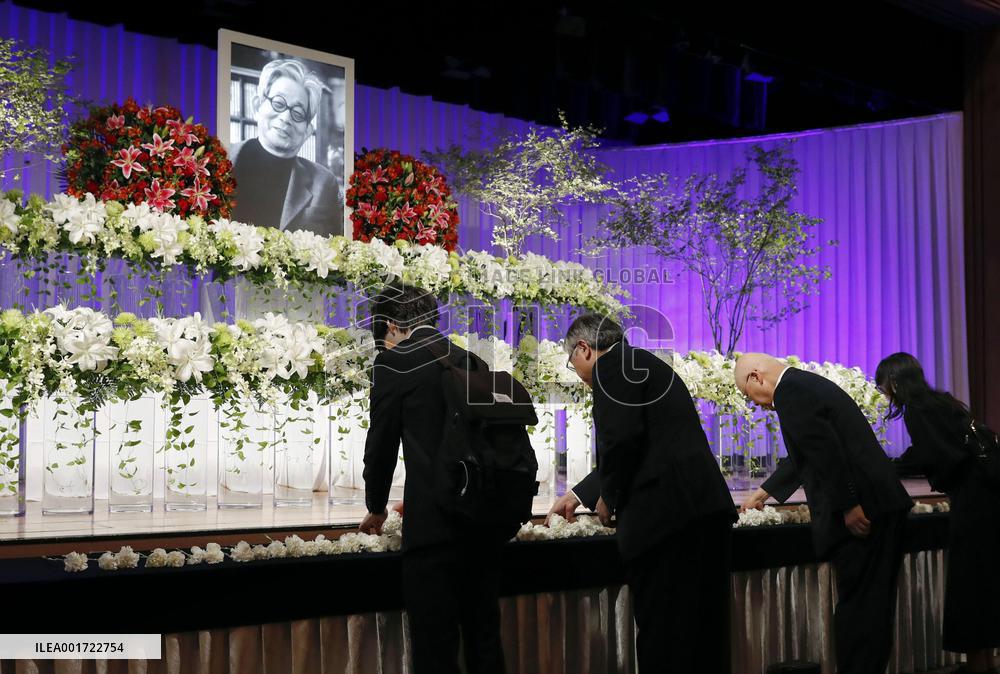 Memorial ceremony for novelist Kenzaburo Oe