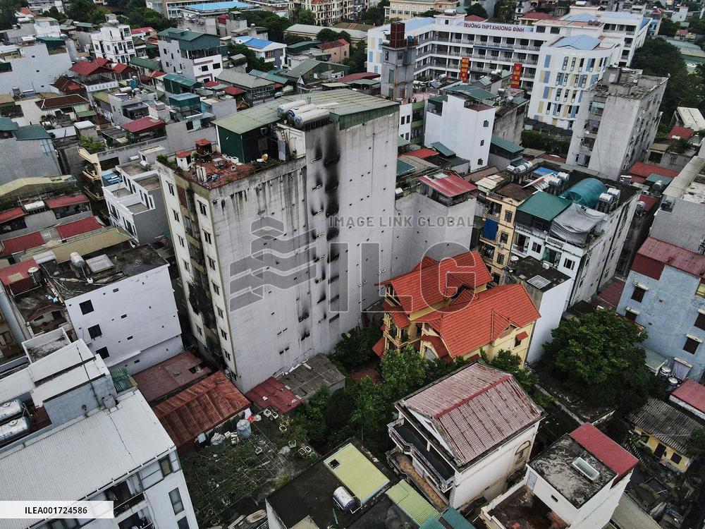 (SPOT NEWS)VIETNAM-HANOI-APARTMENT BLOCK-FIRE-RESCUE