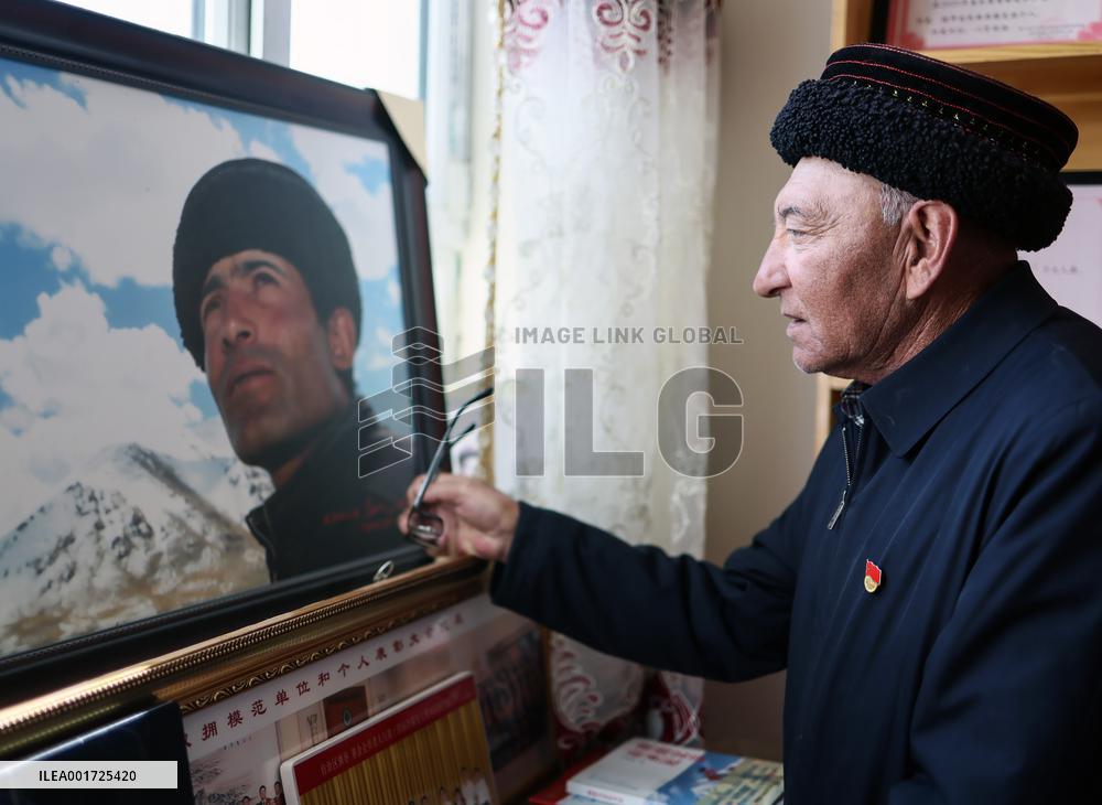CHINA-XINJIANG-TAXKORGAN-BORDER PATROLMAN-LEGACY (CN)