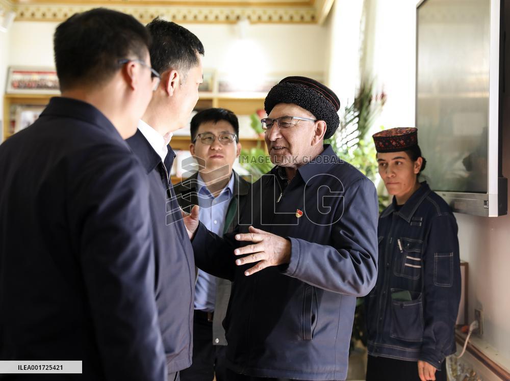 CHINA-XINJIANG-TAXKORGAN-BORDER PATROLMAN-LEGACY (CN)