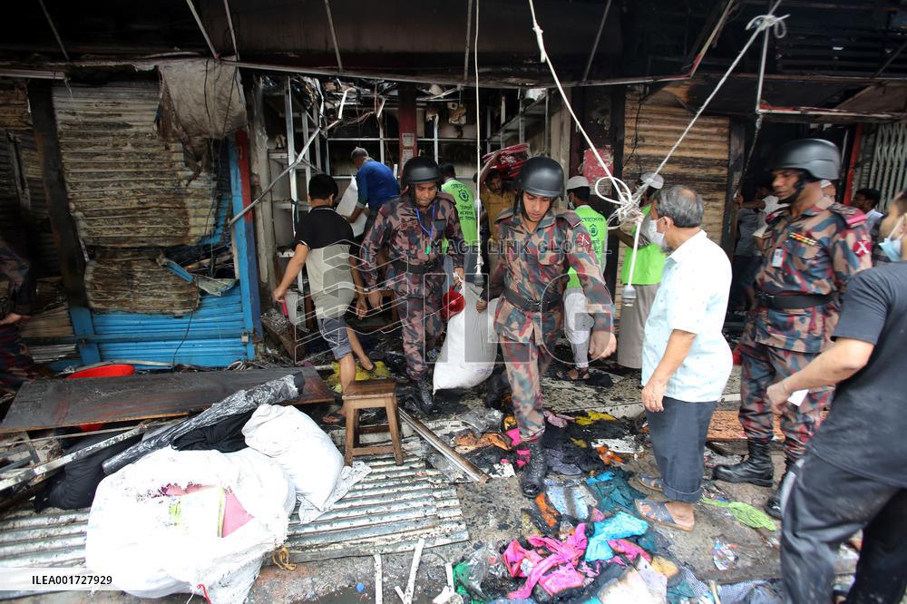 Hundreds Of Shops Gutted In Market Fire - Bangladesh