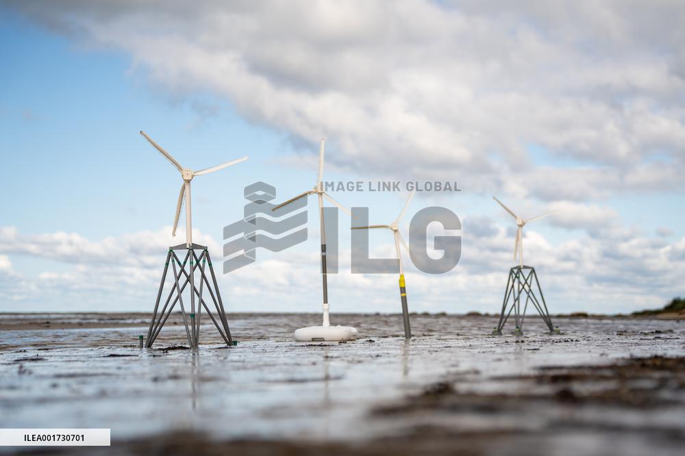 Wind turbine models made by kids