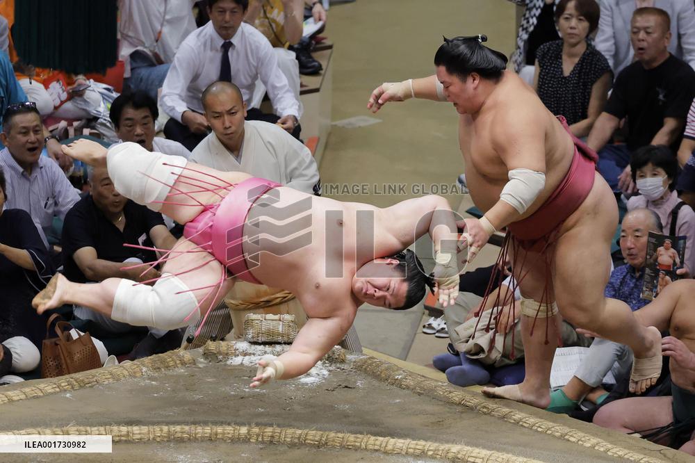 Autumn Grand Sumo Tournament