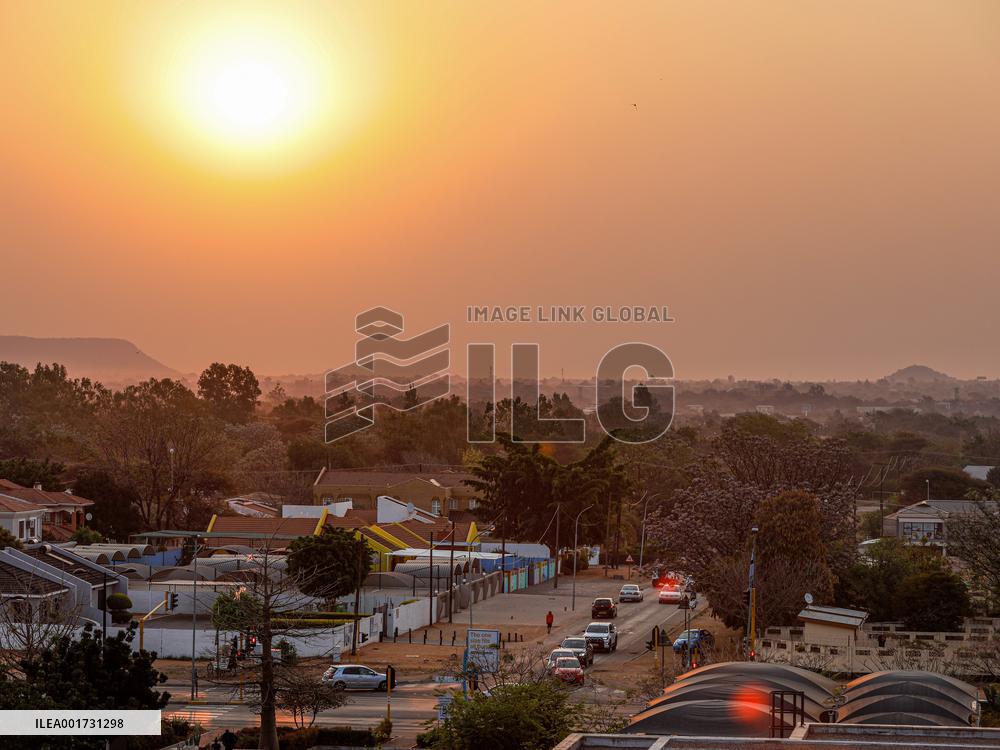 BOTSWANA-GABORONE-VIEWS