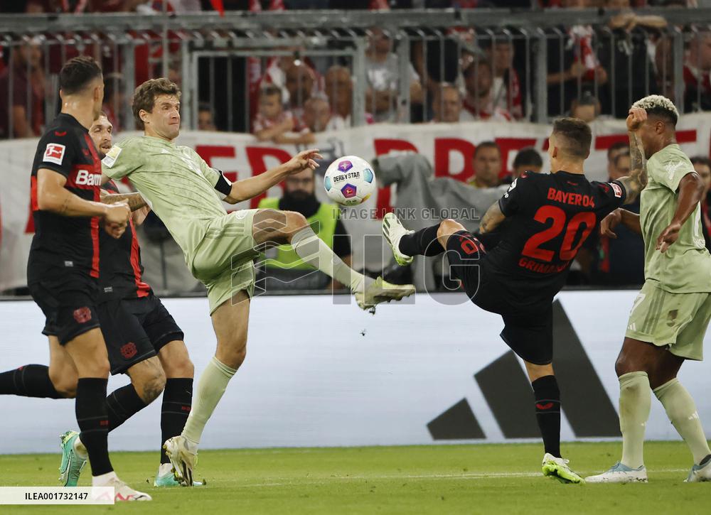 (SP)GERMANY-MUNICH-FOOTBALL-BUNDESLIGA-BAYERN MUNICH VS LEVERKUSEN