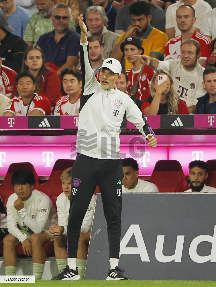 (SP)GERMANY-MUNICH-FOOTBALL-BUNDESLIGA-BAYERN MUNICH VS LEVERKUSEN