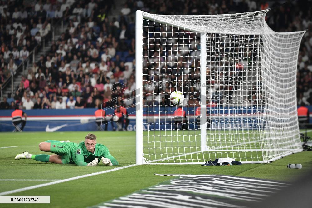 Paris Saint-Germain Vs OGC Nice football match - Paris