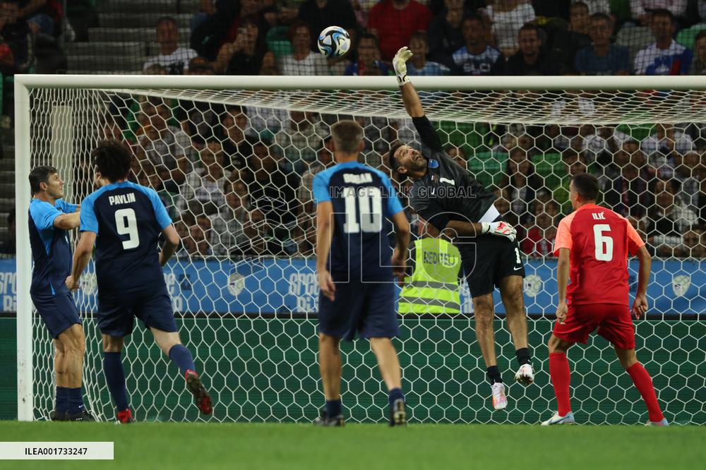 (SP)SLOVENIA-LJUBLJANA-FOOTBALL-CHARITY MATCH