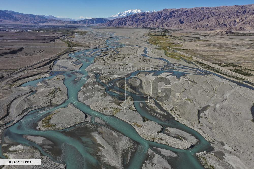 (SKYEYE) CHINA-XINJIANG-TAXKORGAN-AERIAL VIEWS (CN)