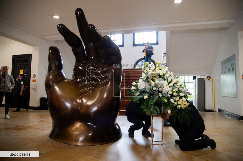 Colombian Artist Fernando Botero Dies at 91
