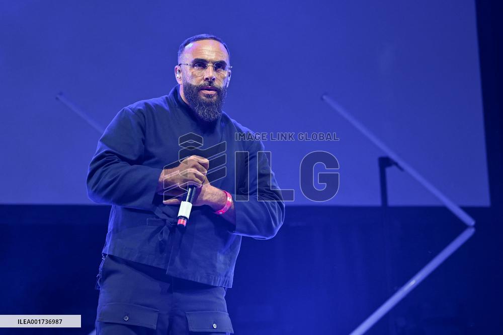 Medine performs at Fete de l'Humanite - Bretigny sur Orge