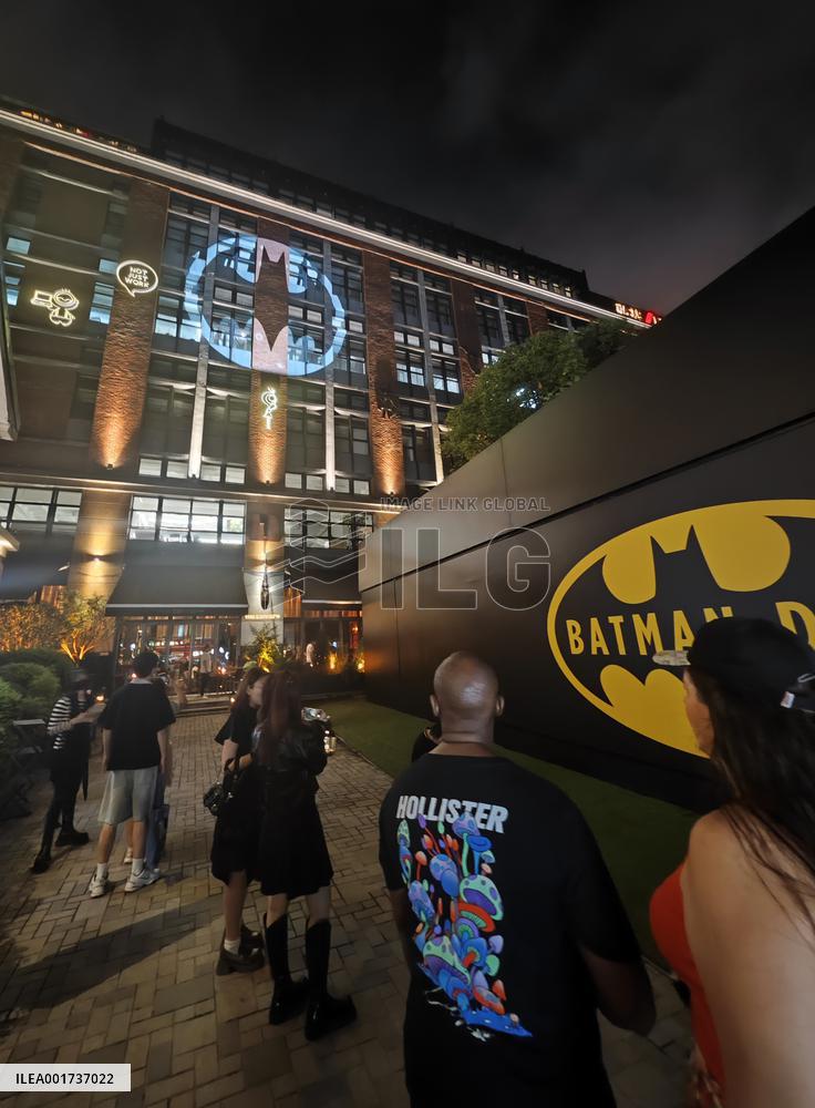 Chinese DC Comics Fans Celebrate Batman Day in Shanghai