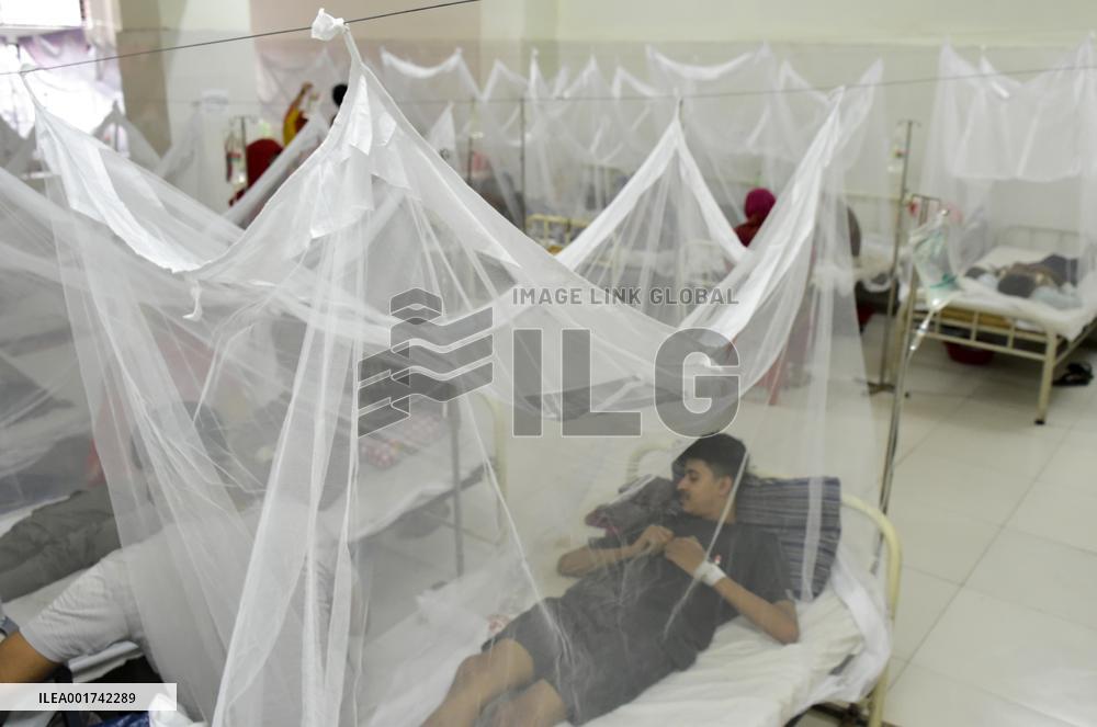BANGLADESH-DHAKA-DENGUE-PATIENTS