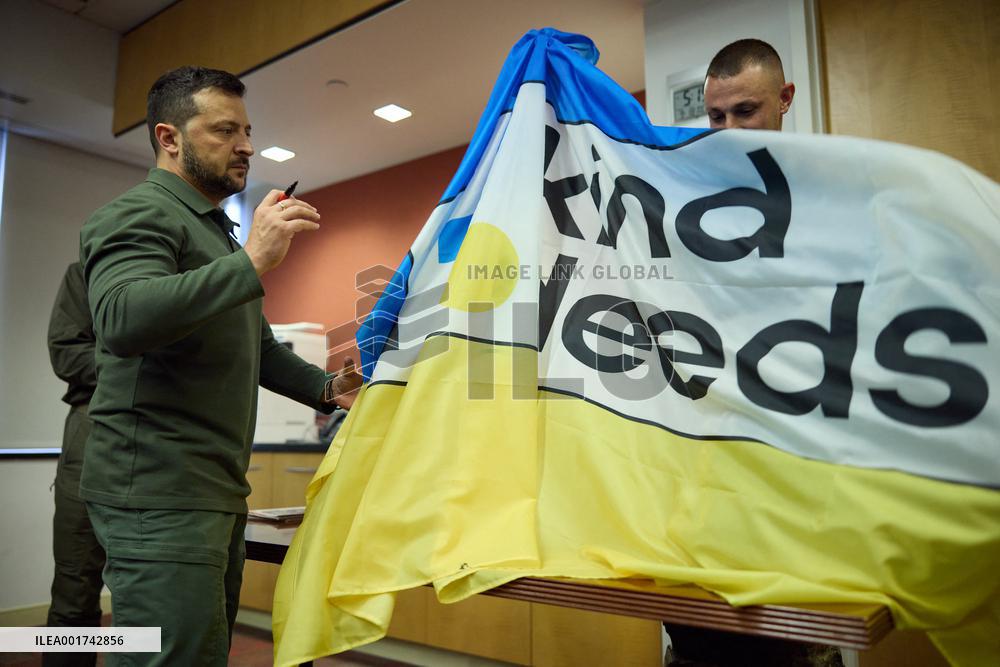 Zelensky Visits Wounded Ukrainian Soldiers In New York