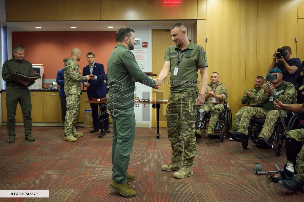 Zelensky Visits Wounded Ukrainian Soldiers In New York