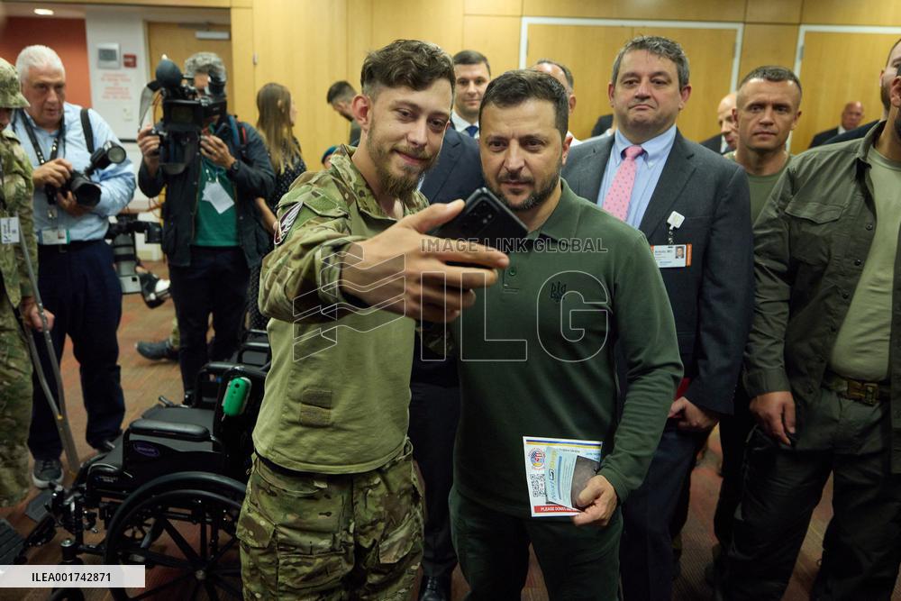 Zelensky Visits Wounded Ukrainian Soldiers In New York