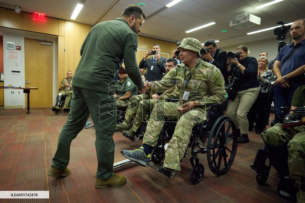 Zelensky Visits Wounded Ukrainian Soldiers In New York