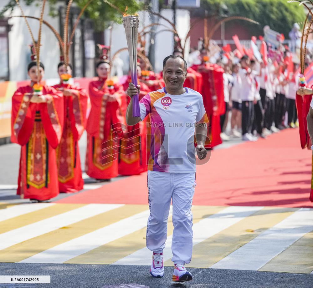 (SP)CHINA-ZHEJIANG-QUZHOU-ASIAN GAMES-TORCH RELAY (CN)