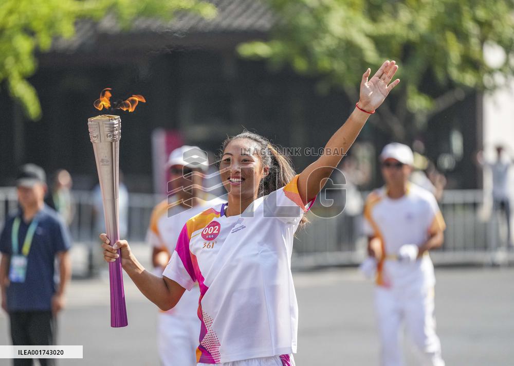 (SP)CHINA-ZHEJIANG-QUZHOU-ASIAN GAMES-TORCH RELAY (CN)