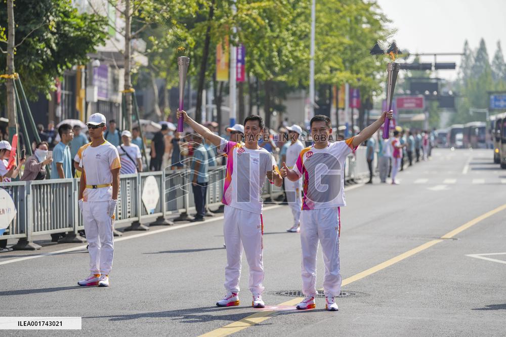 (SP)CHINA-ZHEJIANG-QUZHOU-ASIAN GAMES-TORCH RELAY (CN)