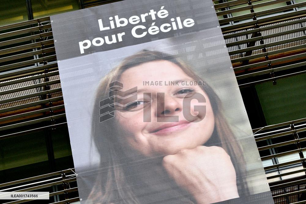 Frenchwoman Cécile Kohler Detained in Iran for 500 Days - Strasbourg