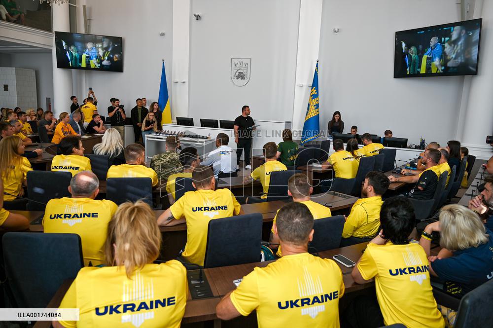 Team Ukraine returns from Invictus Games 2023