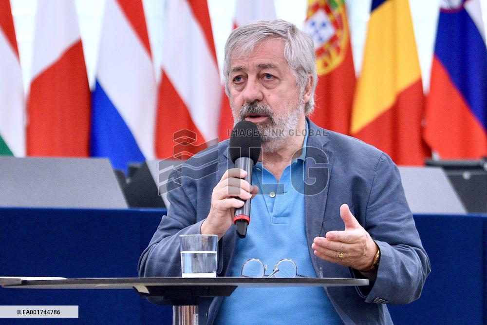 Sorj Chalendon At European Parliament - Strasbourg