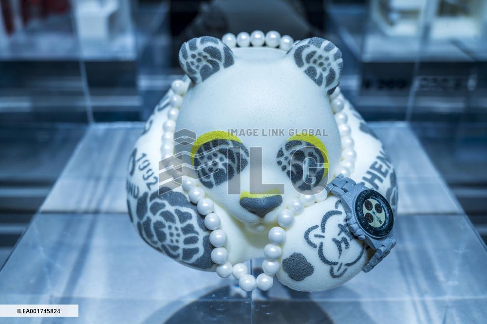 A Creative Cakes Shop in Chengdu, China