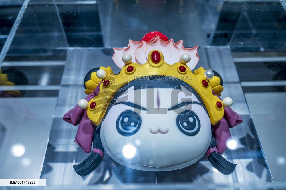 A Creative Cakes Shop in Chengdu, China