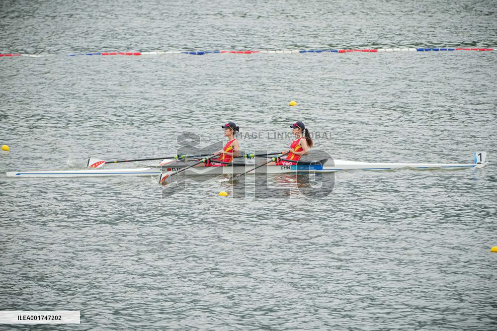 (SP)CHINA-HANGZHOU-ASIAN GAMES-ROWING (CN)