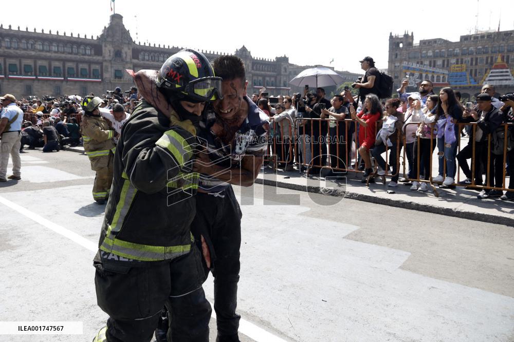 Earthquake Drill - Mexico