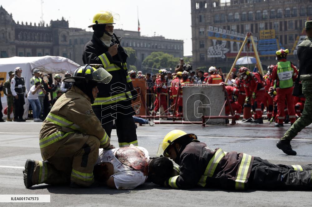 Earthquake Drill - Mexico