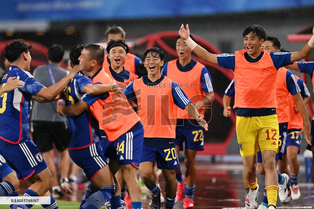 (SP)CHINA-HANGZHOU-ASIAN GAMES-FOOTBALL-MEN'S FIRST ROUND-GROUP D-JPN VS QAT (CN)