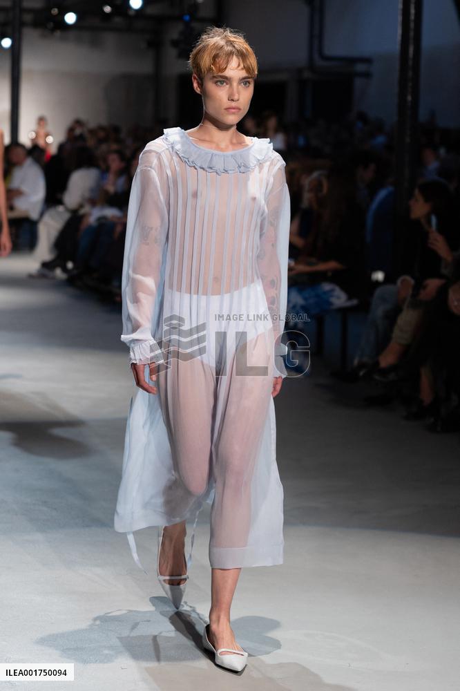 MFW - N21 Runway