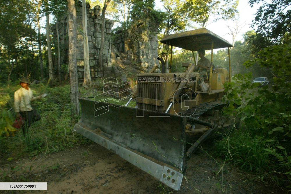 Koh Ker Temple Listed As UNESCO World Heritage Site - Cambodia