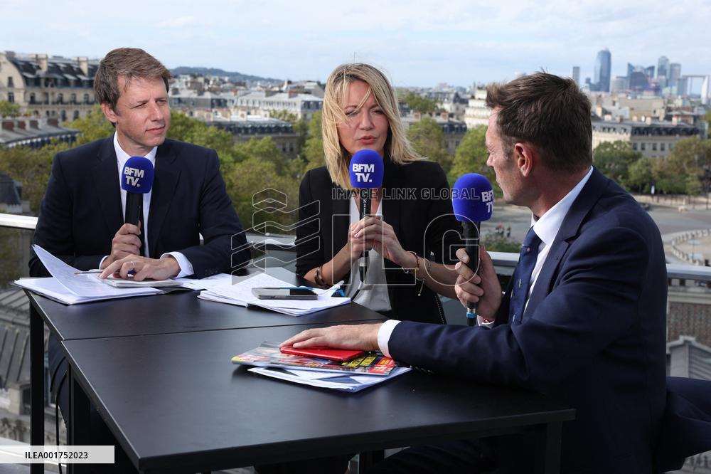 King Charles Visit To France - Special BFMTV Studio TV for Ceremony At The Arc De Triomphe