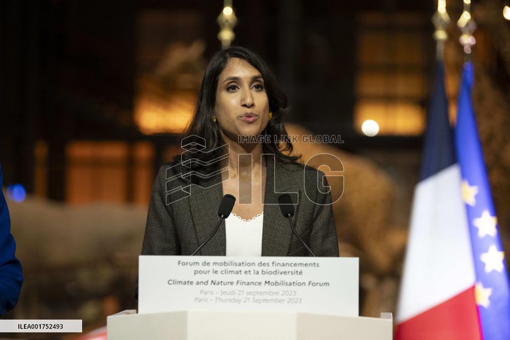 King Charles Visit To France - Visit To The Museum Of Natural History