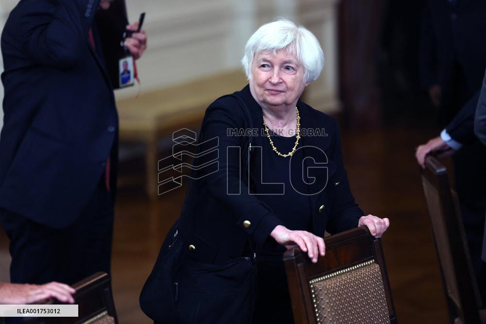 Biden Meets President Volodymyr Zelenskyy of Ukraine