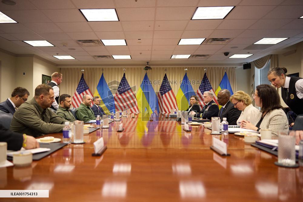 Zelensky Visits The Pentagon - Washington